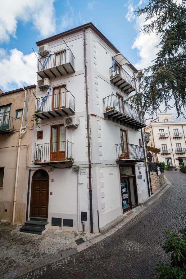 卡斯特布奥诺Casa Lucia公寓 外观 照片
