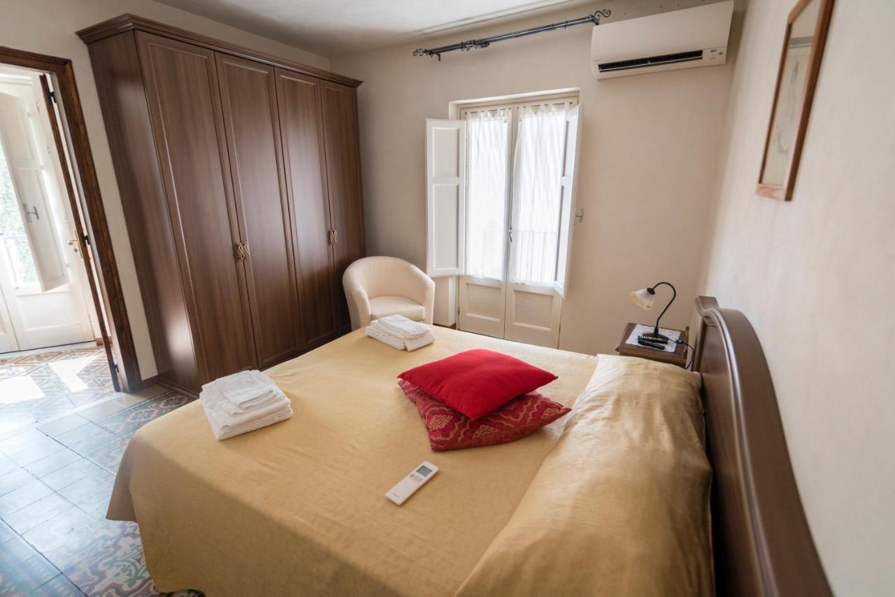 卡斯特布奥诺Casa Lucia公寓 外观 照片