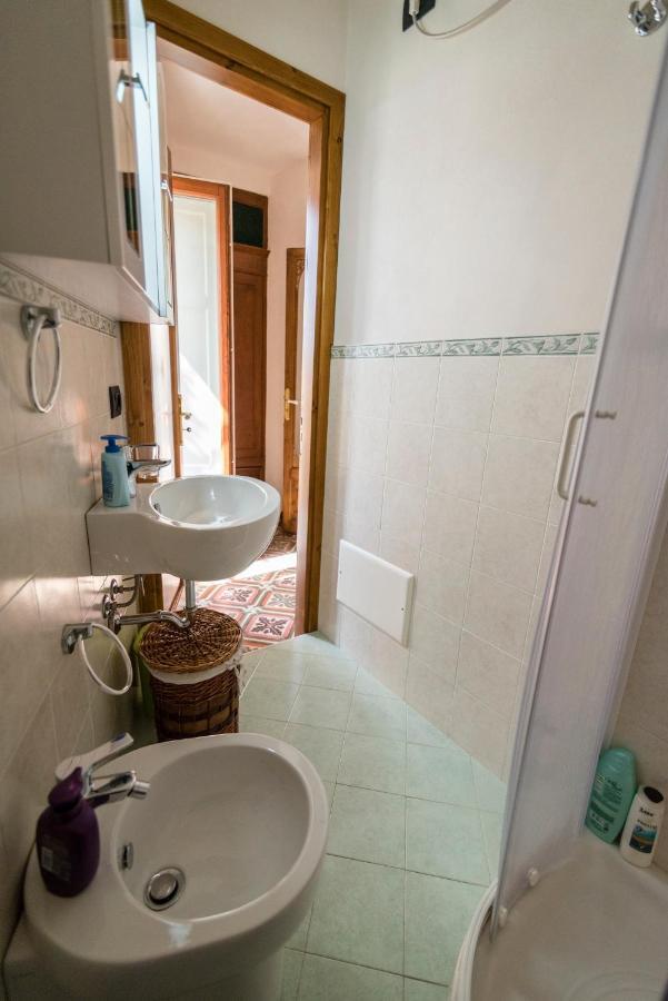 卡斯特布奥诺Casa Lucia公寓 外观 照片